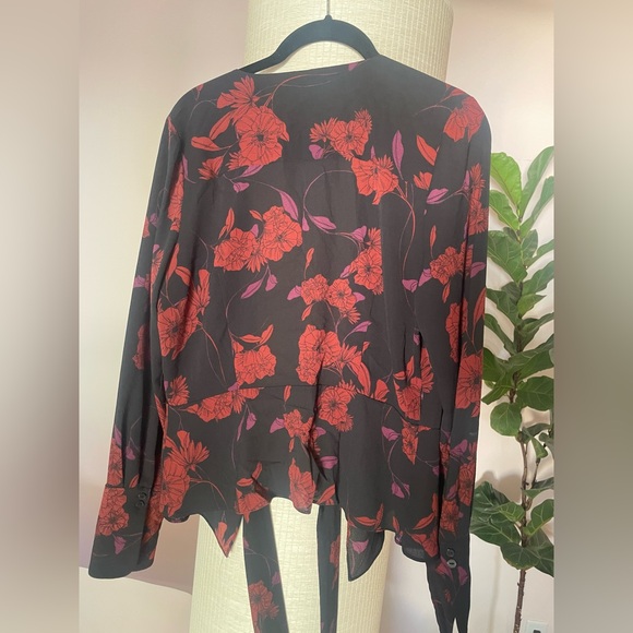 Chelsea28 - Wrap Long-Sleeve Blouse - M - Picture 2 of 5